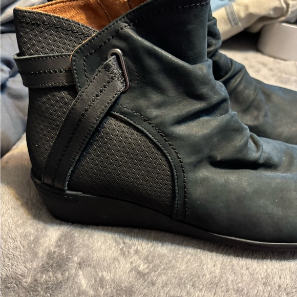 Rockport Cobb Hill Devyn Rouched Leather Ankle Boots Booties - Picture 3 of 7